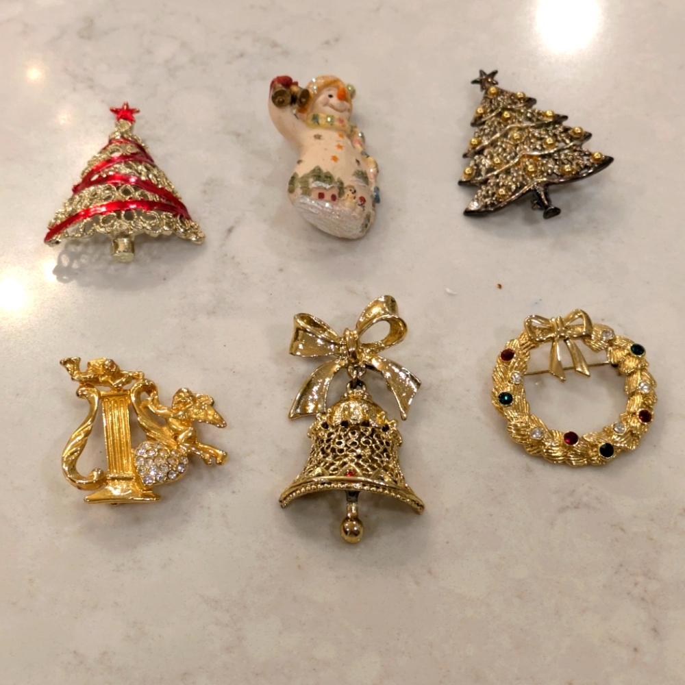 Christmas Brooches